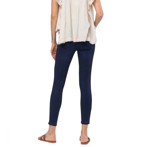 Judy Blue Dark Wash Skinny Jeans Size 5/27, Super Soft & Stretchy Denim - Picture 5 of 11